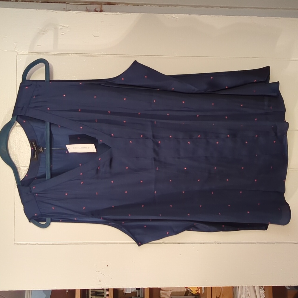 Banana Republic sleeveless shell shirt